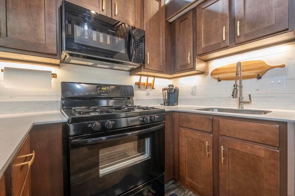417678 Morganton Residential