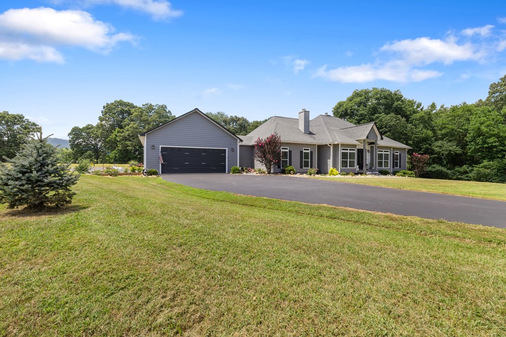 417683 Young Harris Residential
