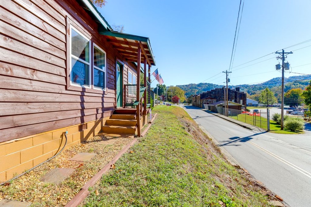 417715 Murphy Residential