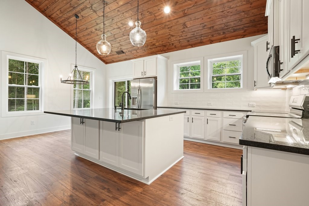417717 Talking Rock Residential