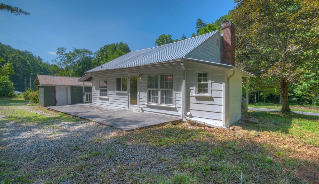 417777 Andrews Residential
