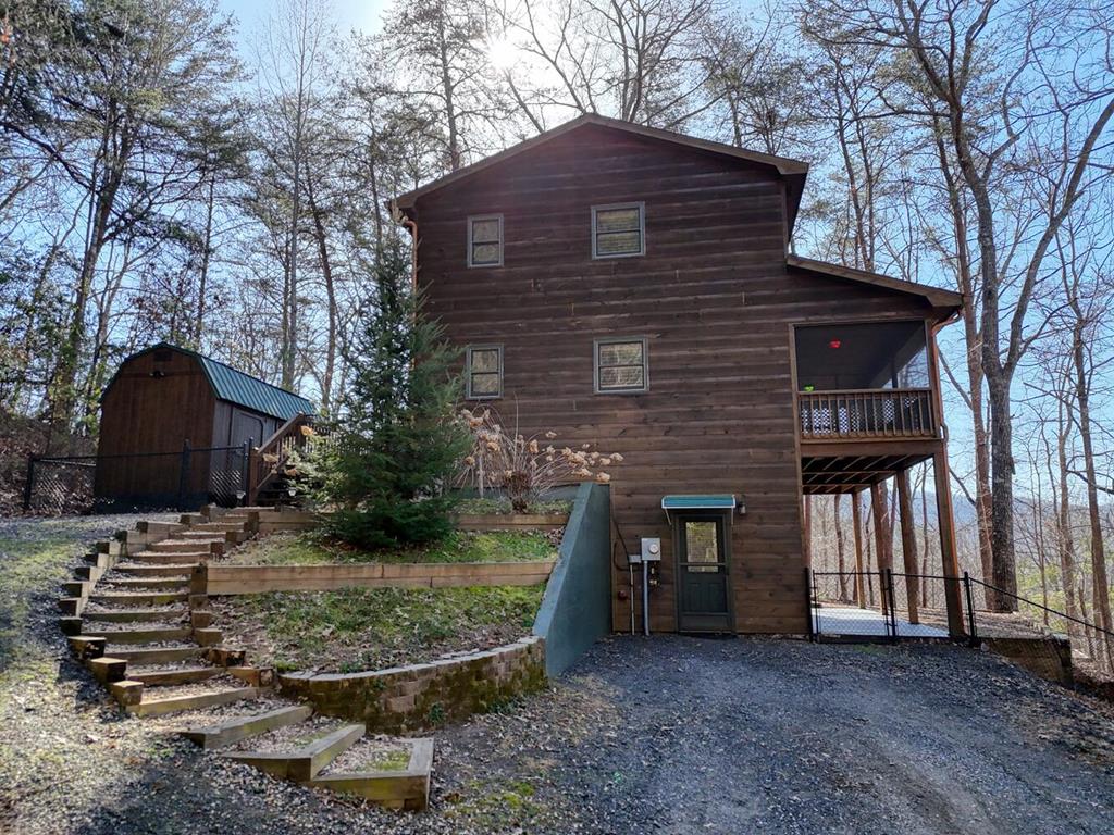 417784 Hiawassee 