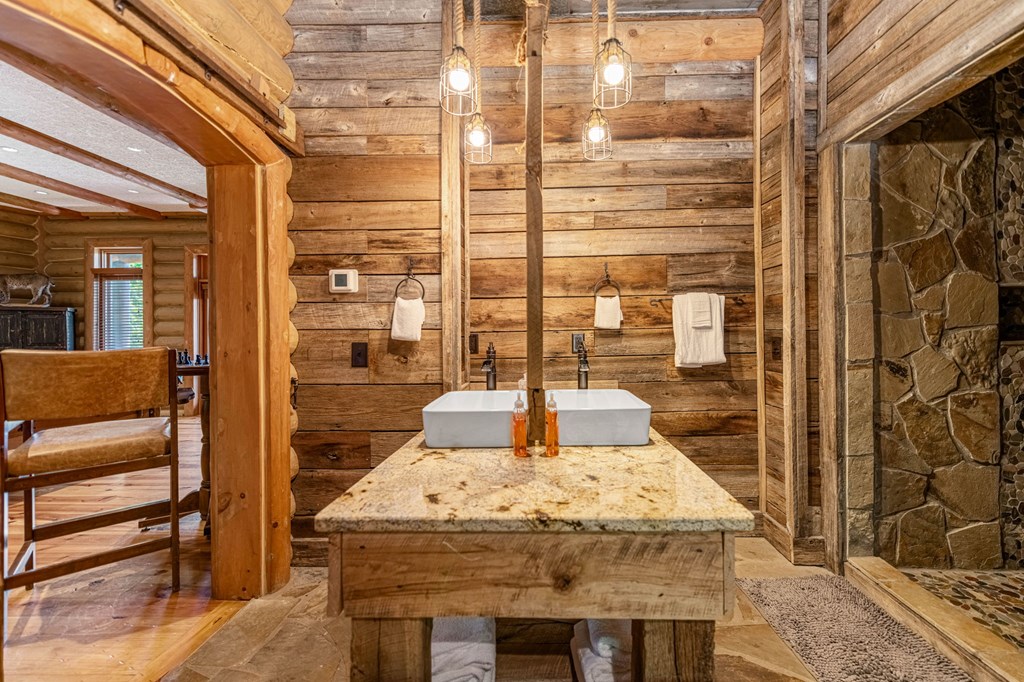 417786 Morganton Residential