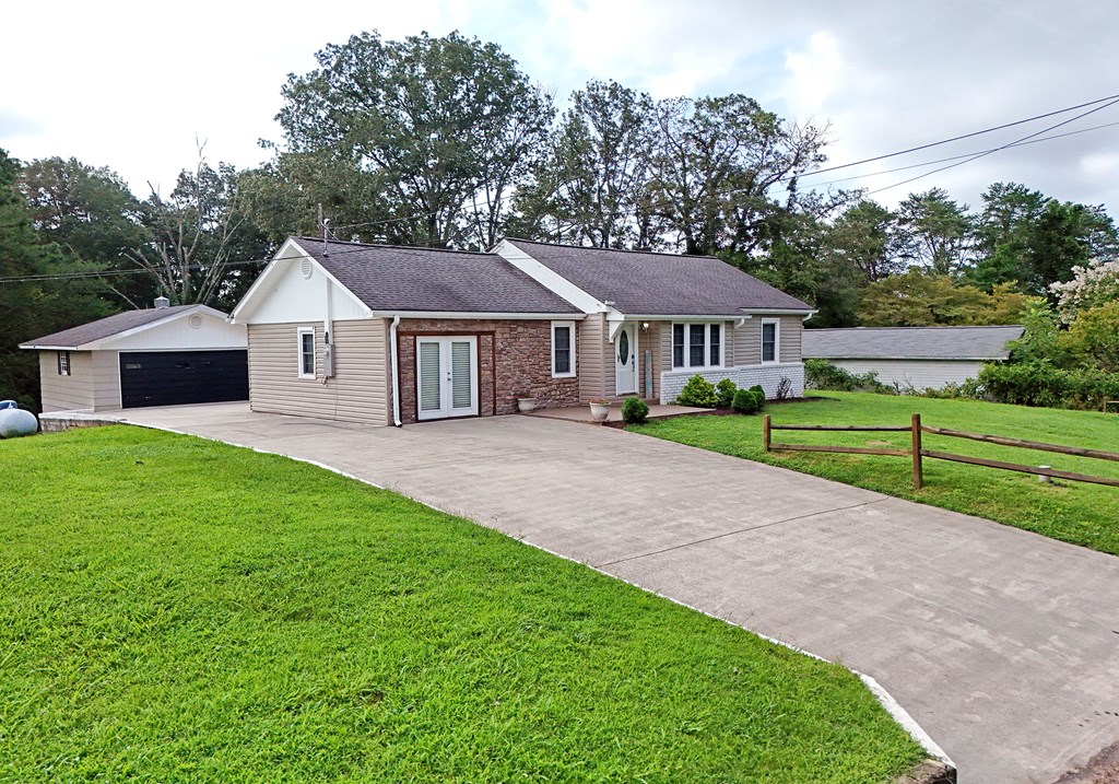 417792 McCaysville Residential