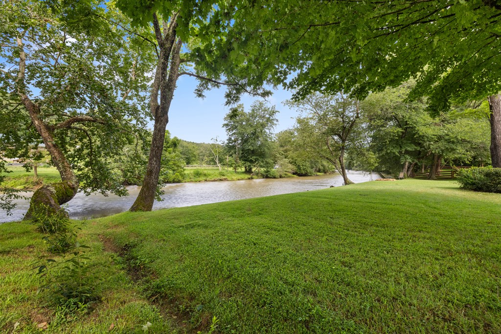 417794 Hayesville Residential
