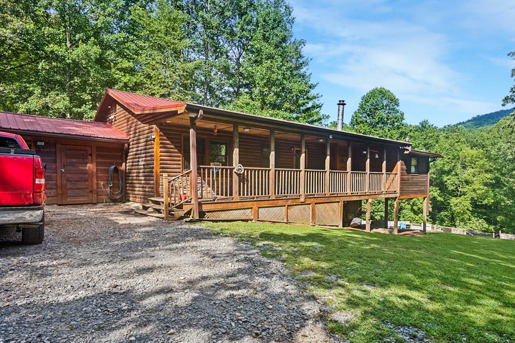417805 Mineral Bluff 