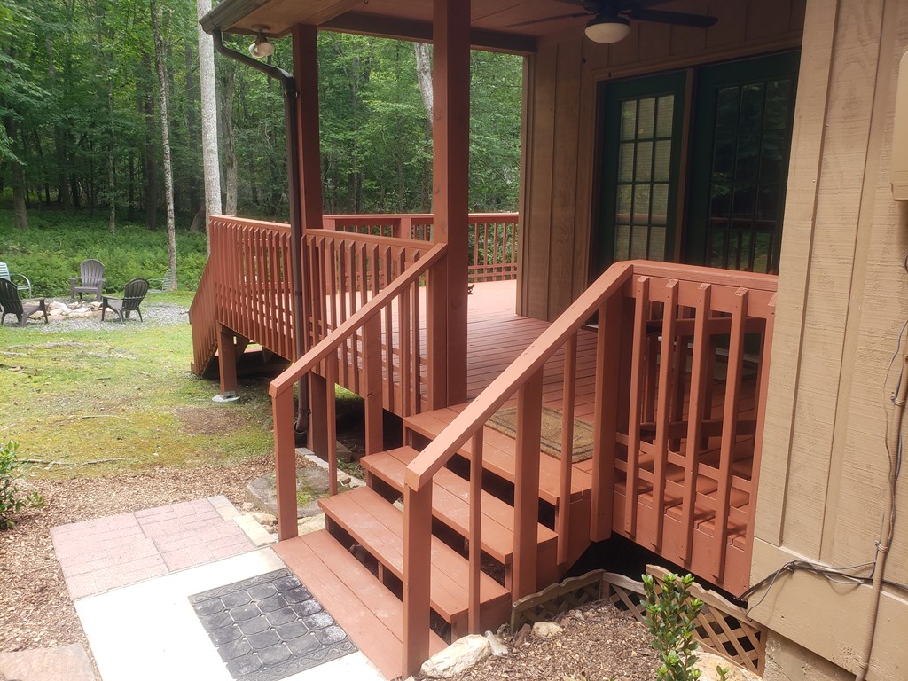 417816 Hayesville Residential