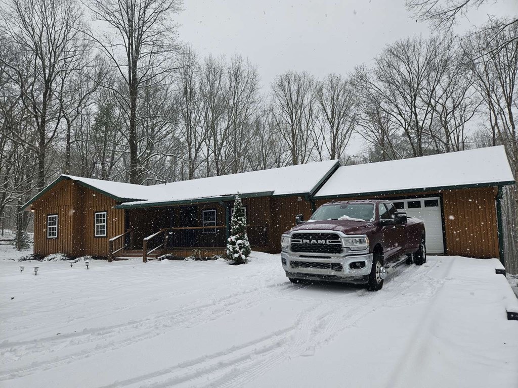 417833 McCaysville Residential