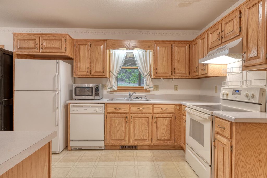 417835 Blairsville Residential