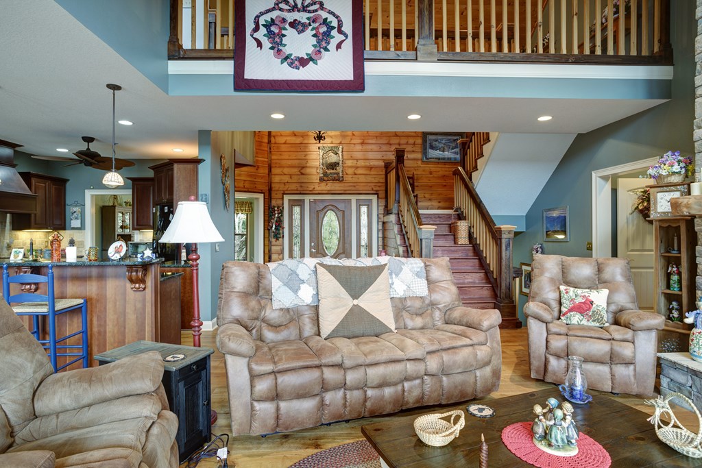 417838 Hiawassee Residential