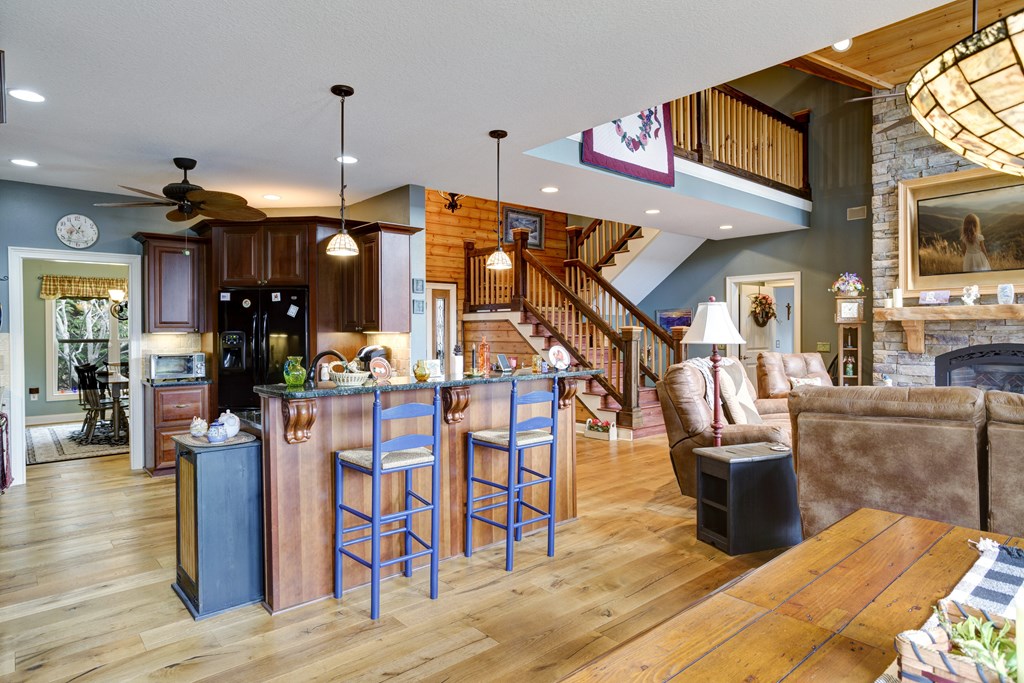 417838 Hiawassee Residential