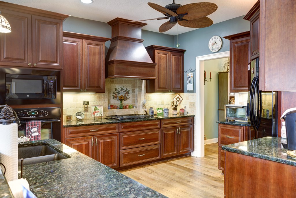 417838 Hiawassee Residential