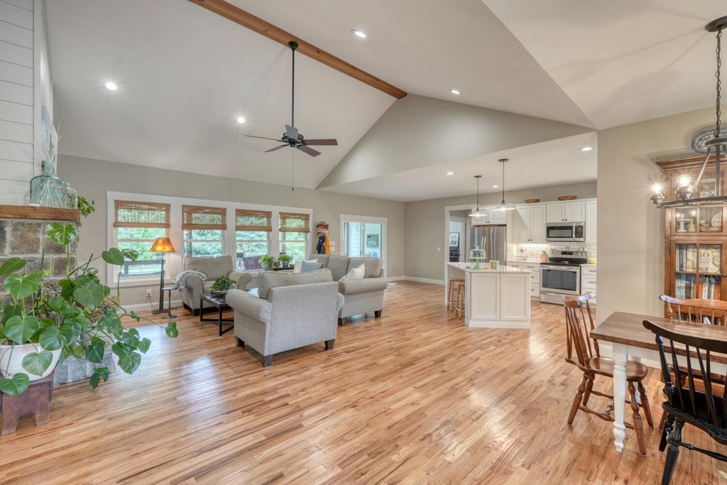 417853 Blairsville Residential