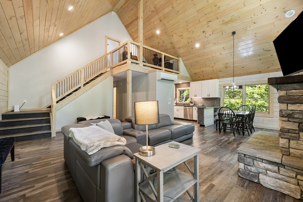 417865 Andrews Residential