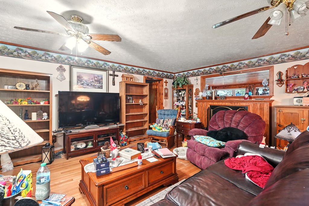 417920 Blairsville Residential