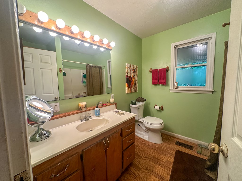 417932 Mineral Bluff Residential