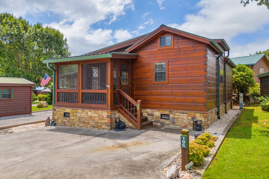 417942 Dillard Residential