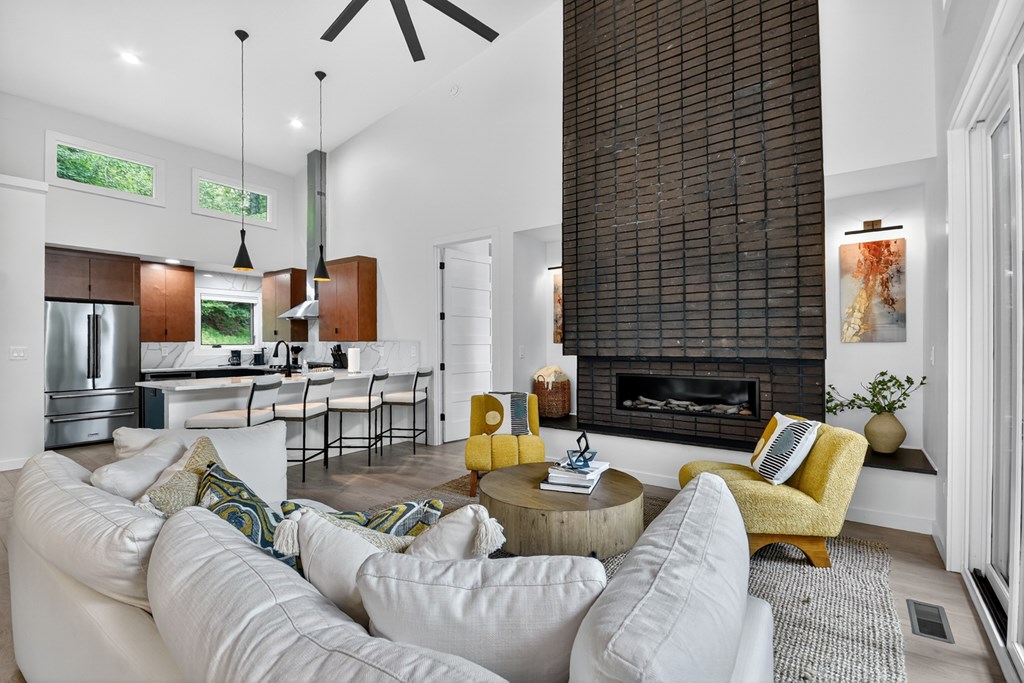 417955 Blue Ridge Residential