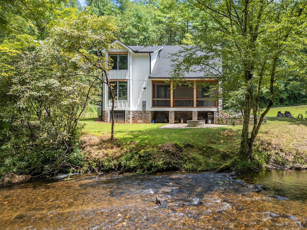 417958 Robbinsville 