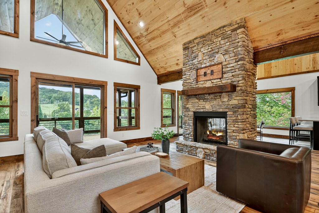 417974 Blue Ridge Residential