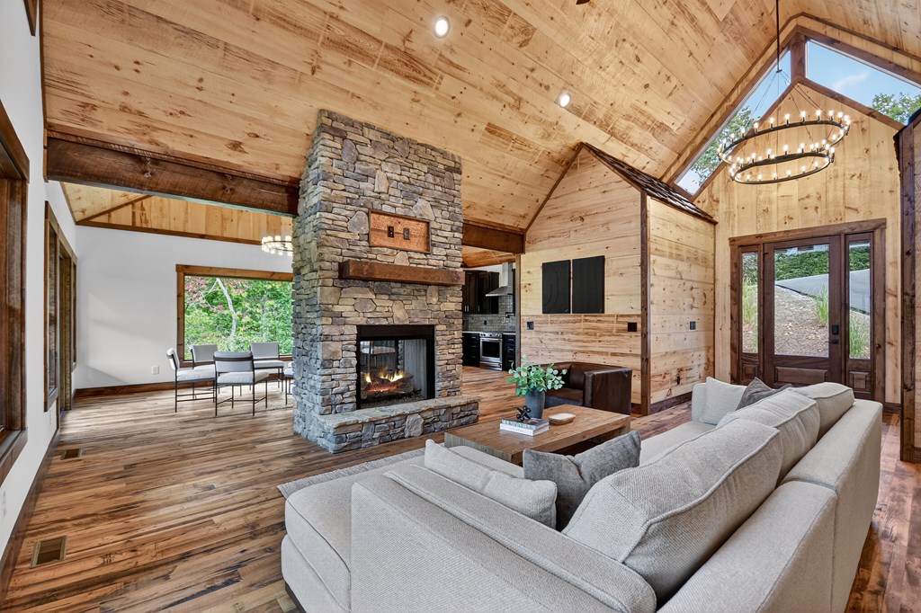 417974 Blue Ridge Residential