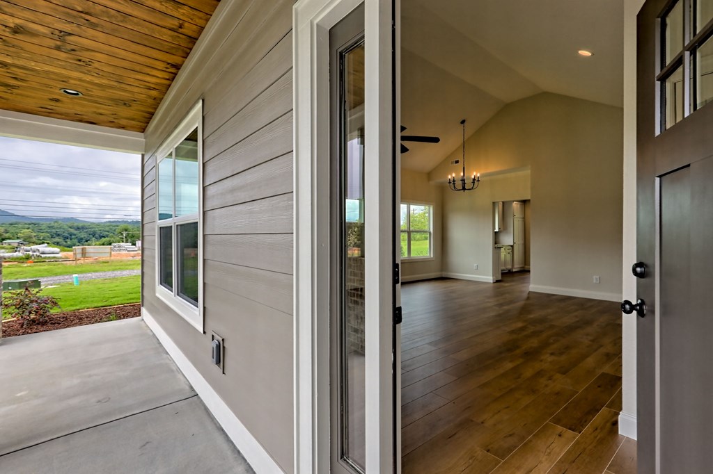417990 Young Harris Residential