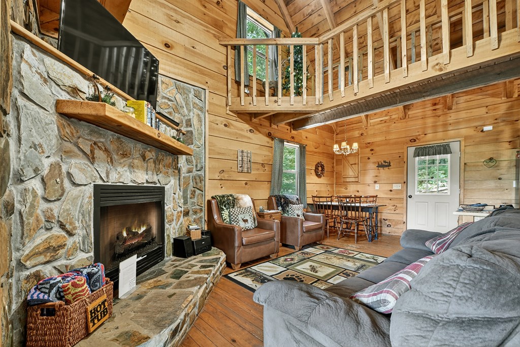 418000 Epworth Residential