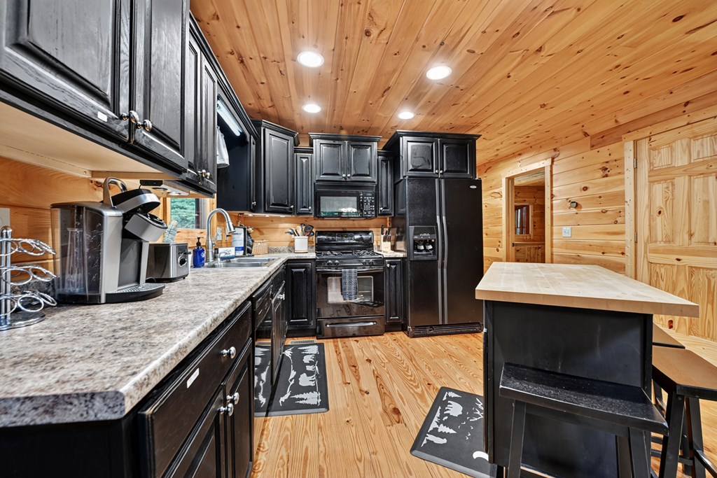 418021 Ellijay Residential
