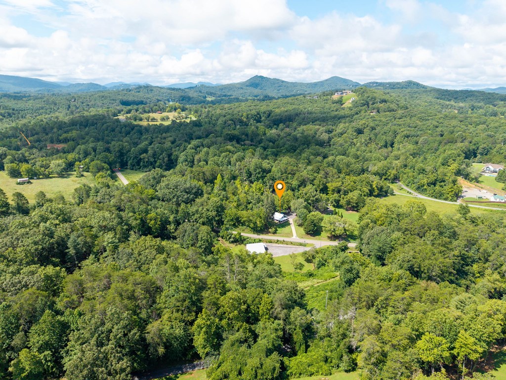 418044 Hayesville Residential