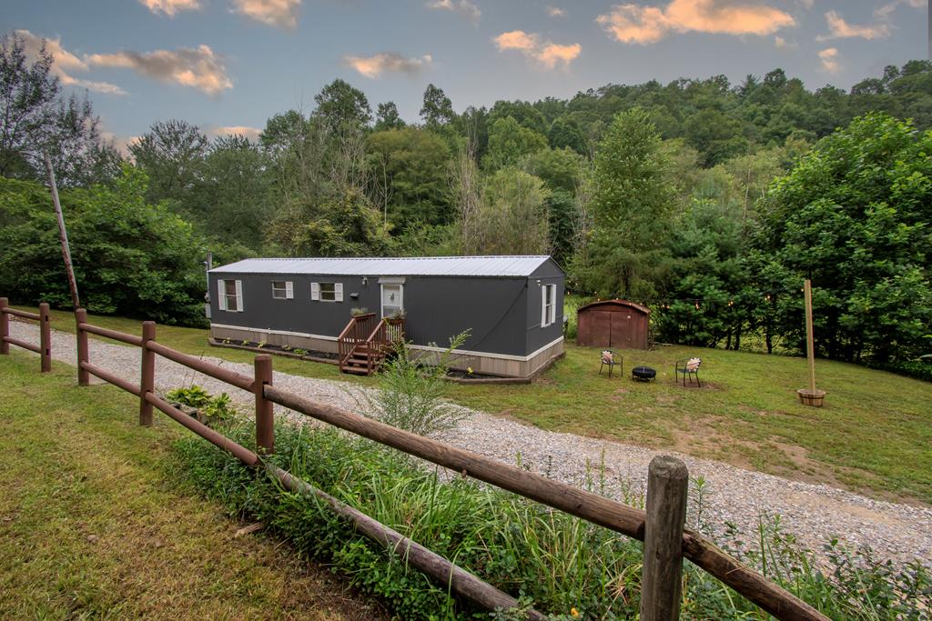 418058 Robbinsville 