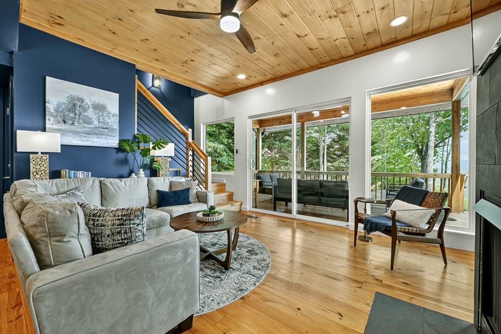 418079 Blue Ridge Residential