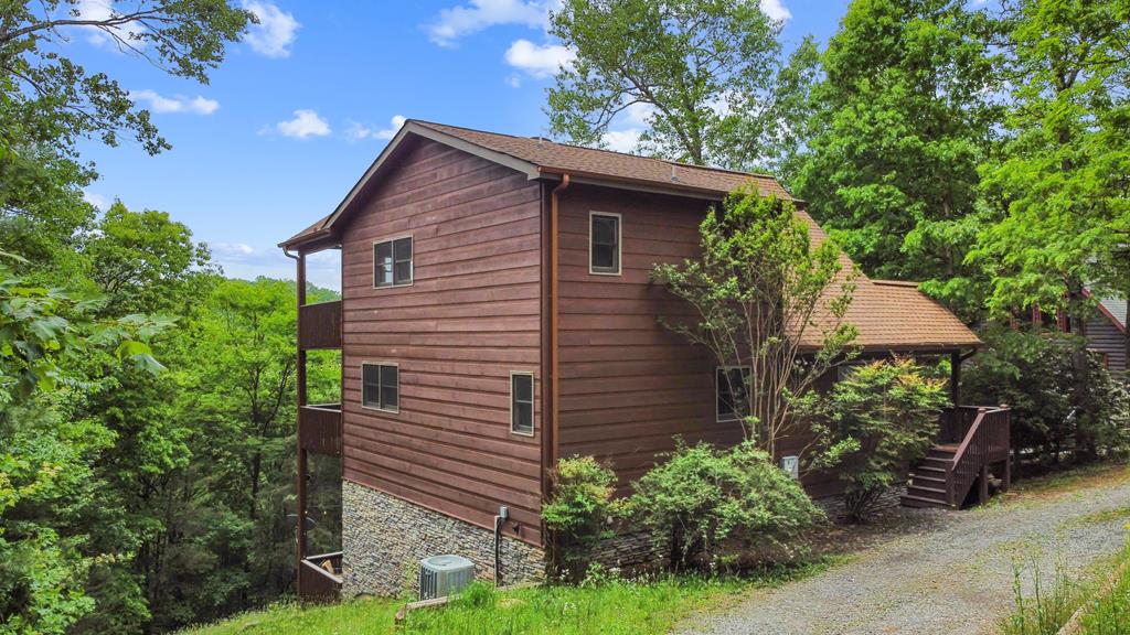 418105 Blue Ridge Residential