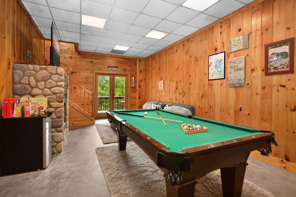 418105 Blue Ridge Residential