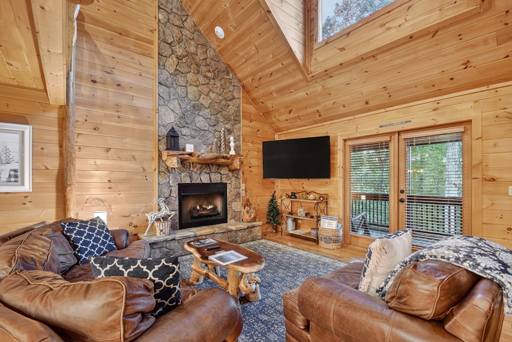 418107 Mineral Bluff Residential