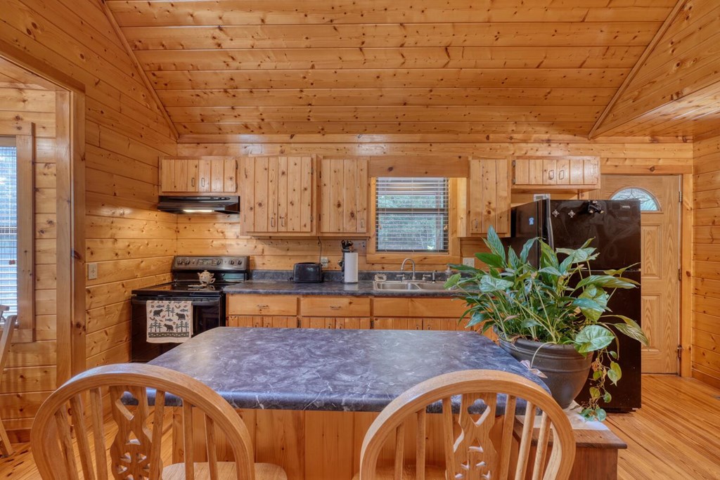 418150 Blairsville Residential