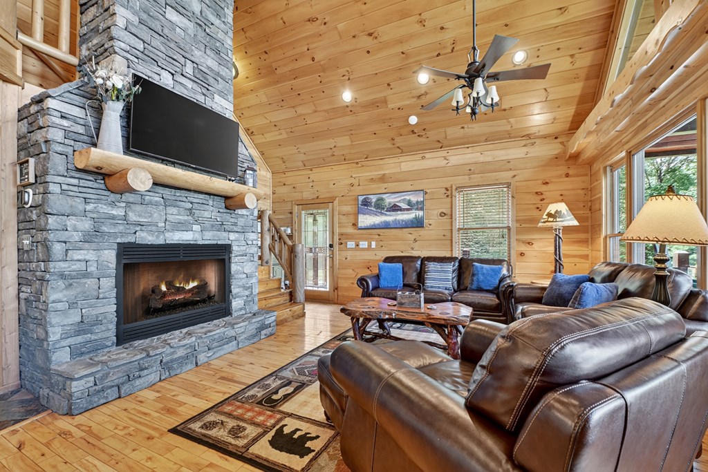 418194 Blue Ridge Residential