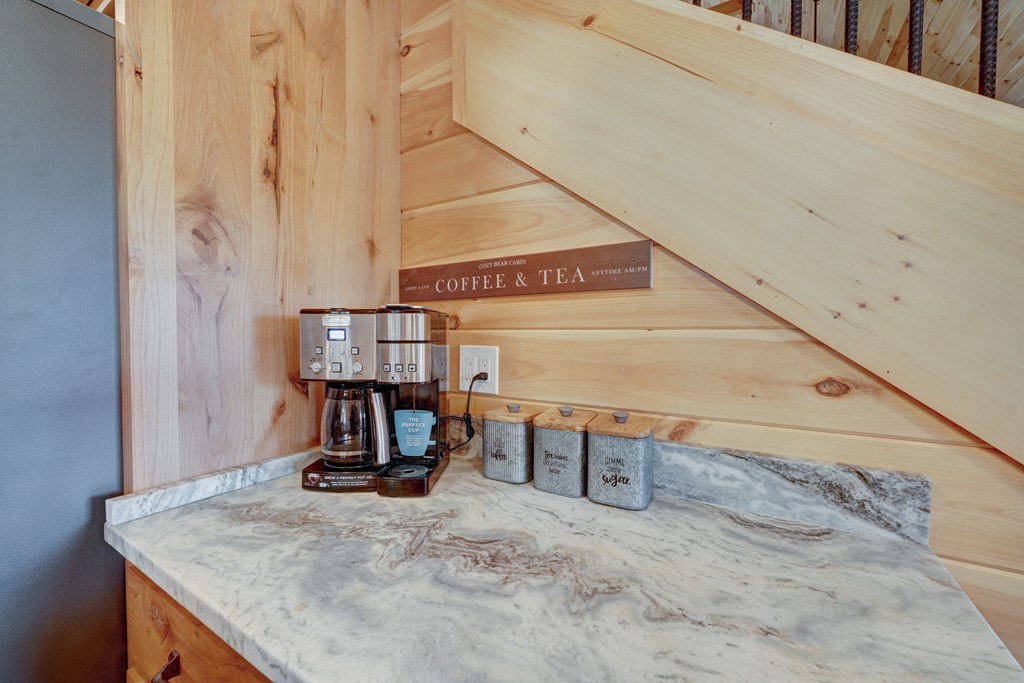 418225 Morganton Residential