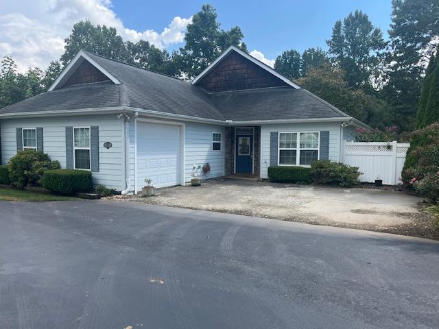 418227 Hiawassee 