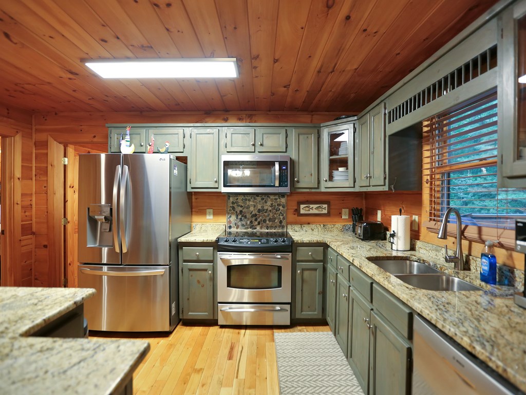 418246 Blue Ridge Residential