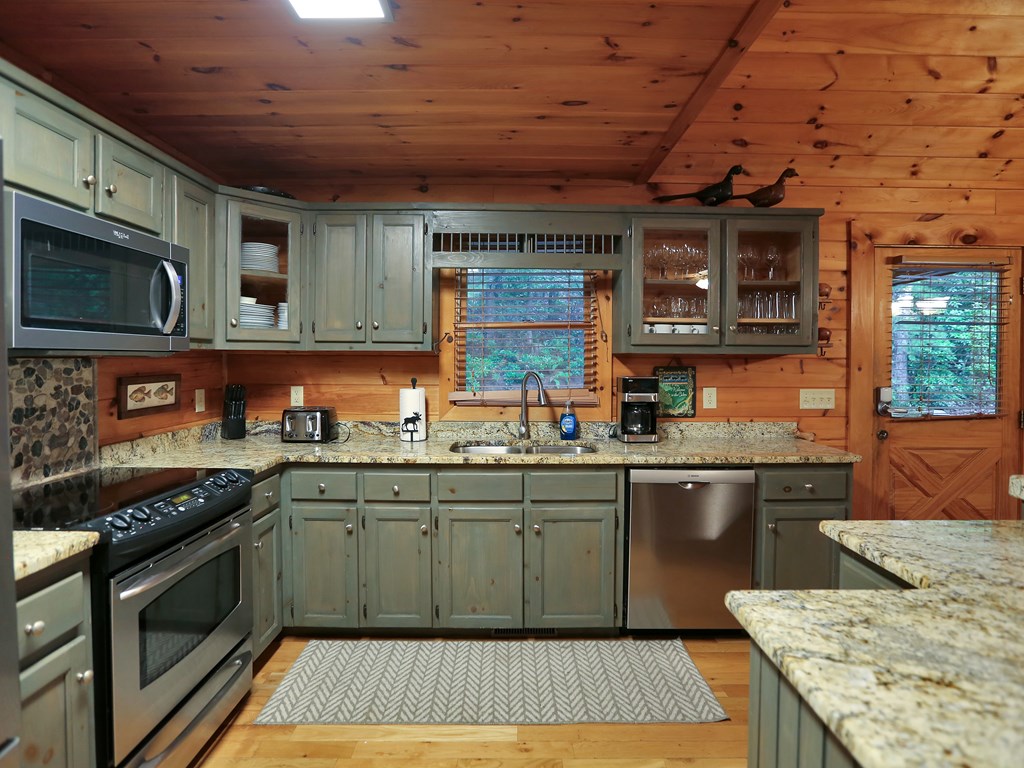 418246 Blue Ridge Residential