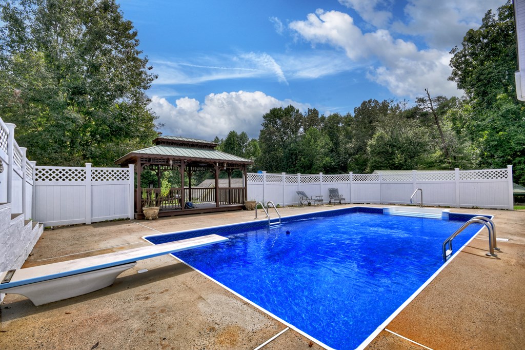 418252 Ellijay Residential