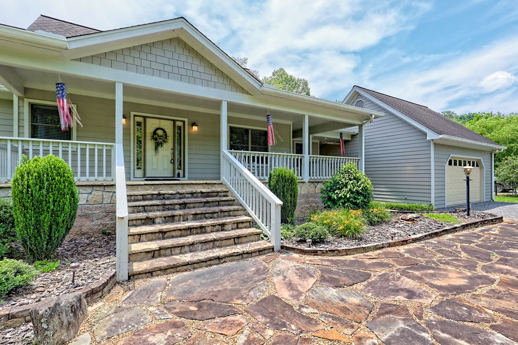 418264 Hayesville Residential