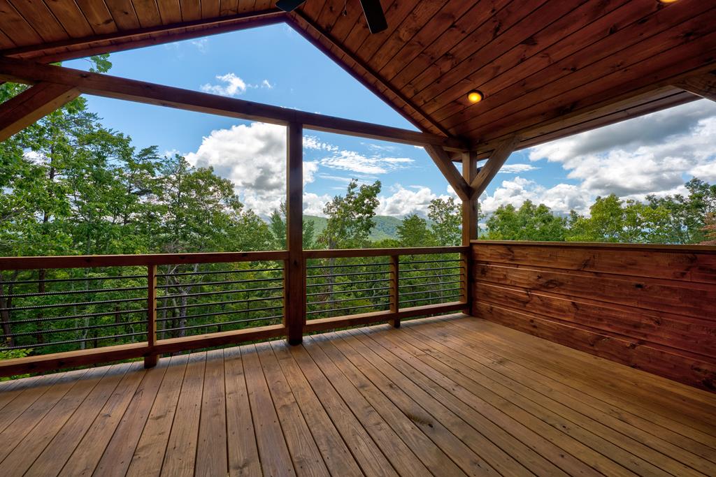 418267 Mineral Bluff Residential