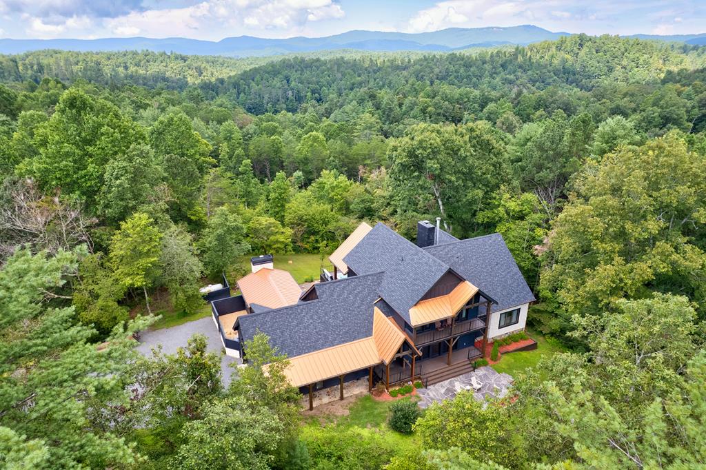 418272 Ellijay 