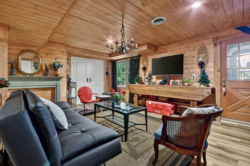 418274 Ellijay Residential