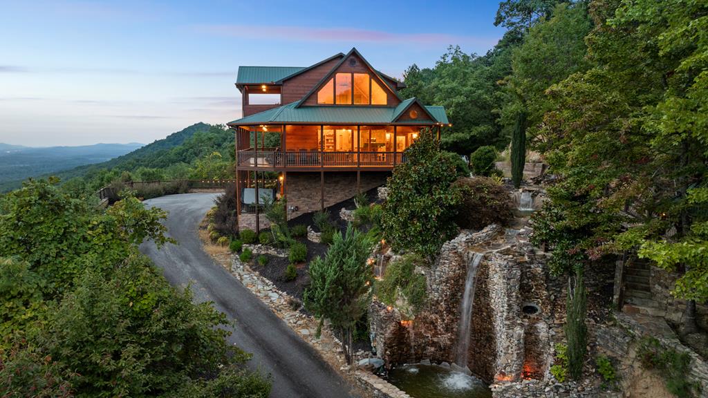 418317 Mineral Bluff 
