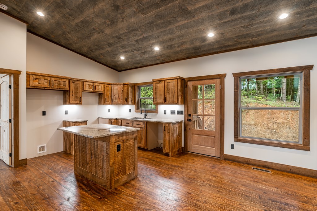 418370 Epworth Residential