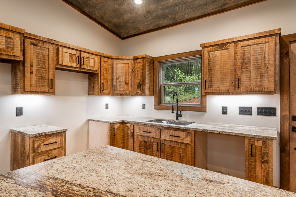 418370 Epworth Residential