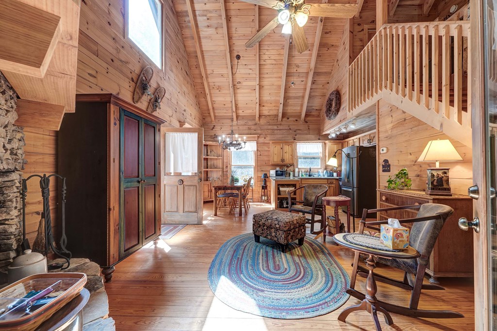 418387 McCaysville Residential