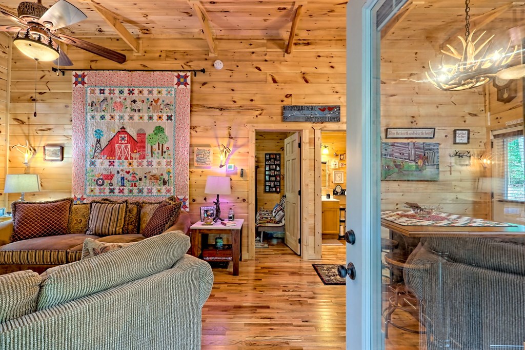 418389 Murphy Residential